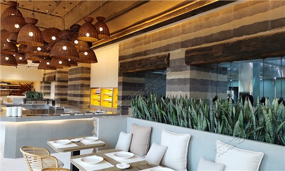 三亚阳光酒店&mdash;仿夯土挂板、清水混凝土